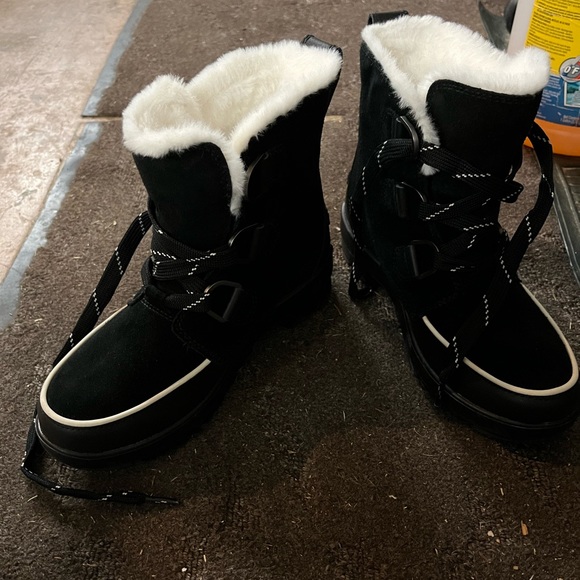 Sorel Tivoli boots - Picture 2 of 6